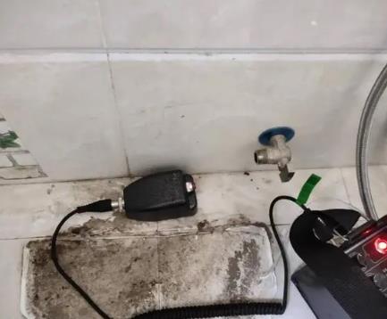 石门屋顶漏水维修公司分享下卫生间漏水的危害及解决方法